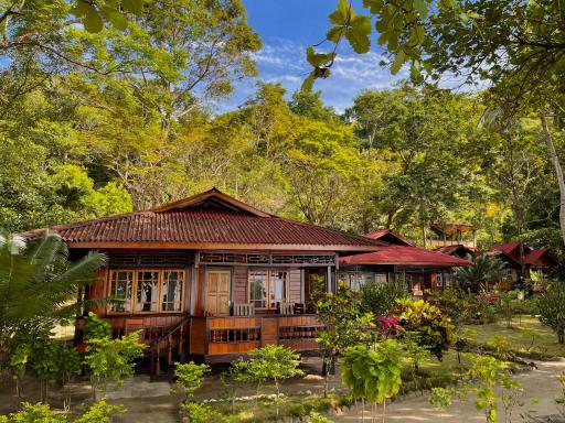 Pulisan Resort - Housity