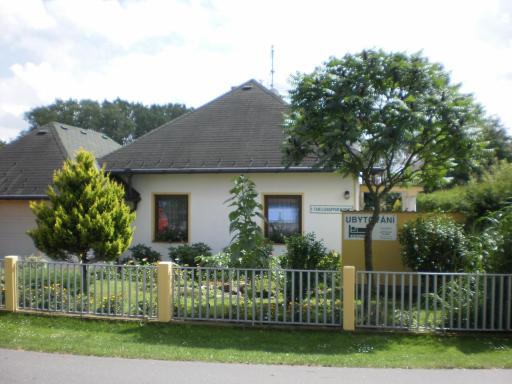 Privat Buk 100 - Housity