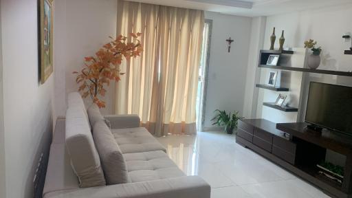 Apto da Dê - Centro de Venda Nova do Imigrante ES - Housity