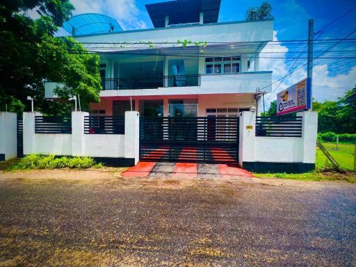 Concey Transit Hotel Airport view - Housity