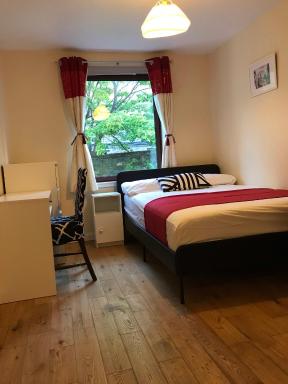 Edinburgh City Centre Old Town Holiday Apartment 3 bedrooms - Housity