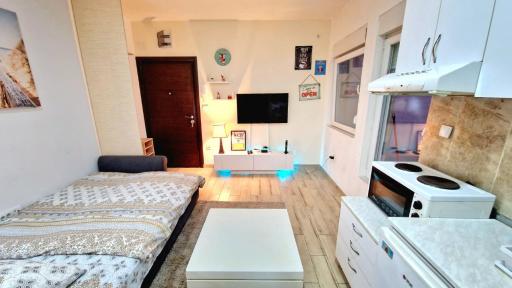 Delfin - Housity