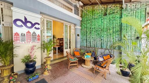 Dutch Hosted B&B, ABC - Housity