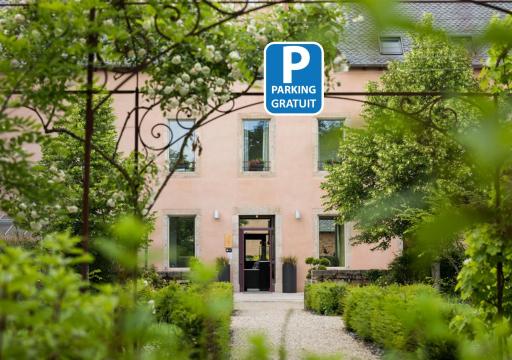 HÔTEL LA FERME DE BOURRAN - écoresponsable parking gratuit - Housity