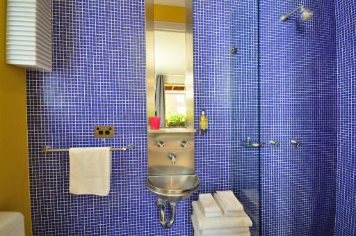 Beachfront Dive Hotel - Housity