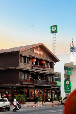 Pukha Nanfa Hotel - Housity