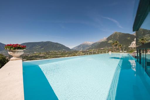 Hotel Tyrol - Housity