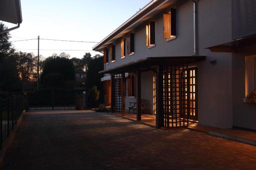Due galli - Housity