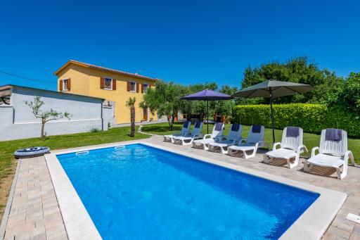 Vila Rimanici, a wonderful and sunny pet friendly villa - Housity
