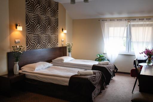 Hotel Alta - Housity