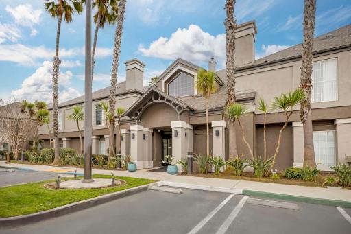 Sonesta ES Suites Torrance Redondo Beach - Housity
