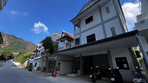 M&N Guesthouse Kata - Housity