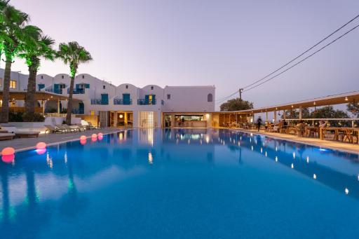Kamari Beach Hotel - Housity