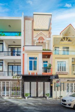 Green House - Housity