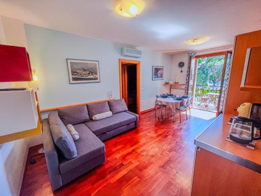 Centro & MARE - Parcheggio PRIVATO - Housity