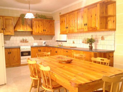 Tan Nahla Apartment - Housity