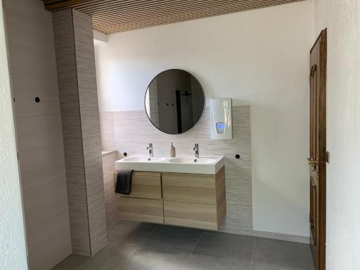 Villa mit Pool und Grillplatz in Regensburg - Housity