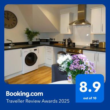 Telford Townhouse with Parking - Housity