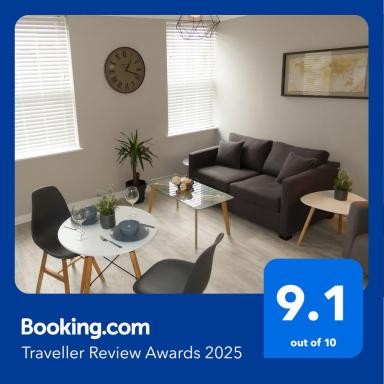 Serviced Apartment with Parking - Housity