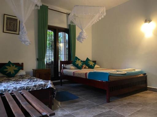 Green Woods - Housity