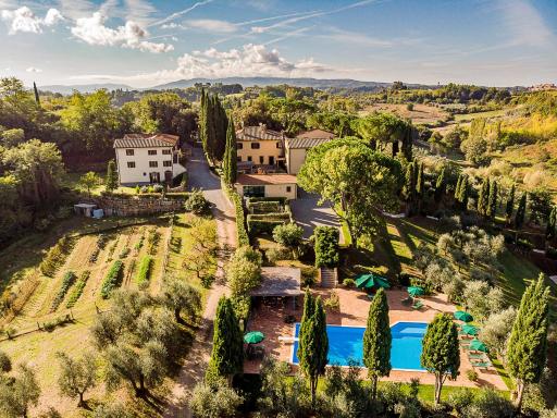 Villa Delia Hotel and Cooking School - Housity