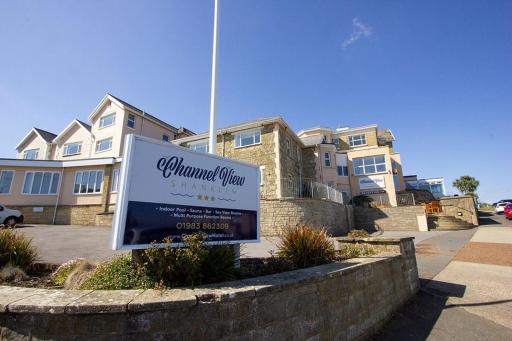Channel View Hotel - Housity