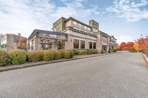 Sandman Hotel Vancouver Airport - Housity