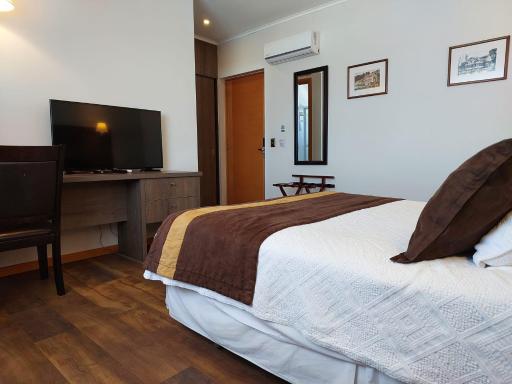 Conrado Hotel Osorno - Housity