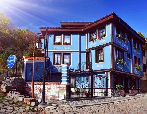 Pulpudeva Family Hotel - Housity