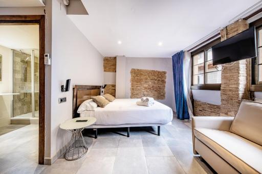 AinB Picasso-Corders Apartments - Housity