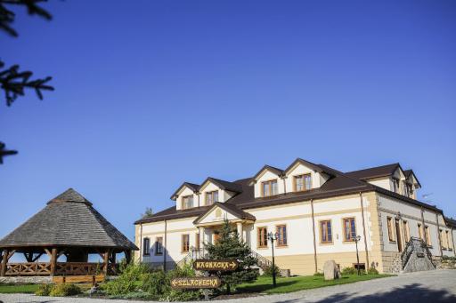 Dworek Stara Szkoła - Housity