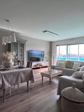 El Balcón del Ebro by Alogest- Vistas, piscina y 2 parking - Housity