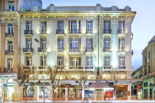 Minerva Premier Hotel - Housity