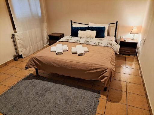 House with yard Subway 5min walk - Hizvo
