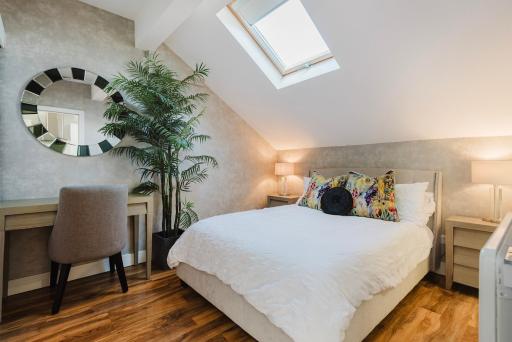 Central Knutsford Apartment - Housity