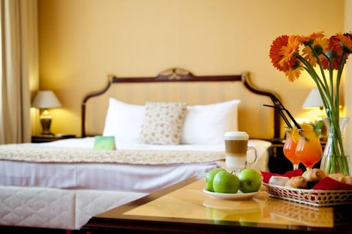Clementine Hotel - Housity