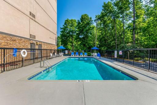 Comfort Inn Charlotte Airport Uptown - Housity