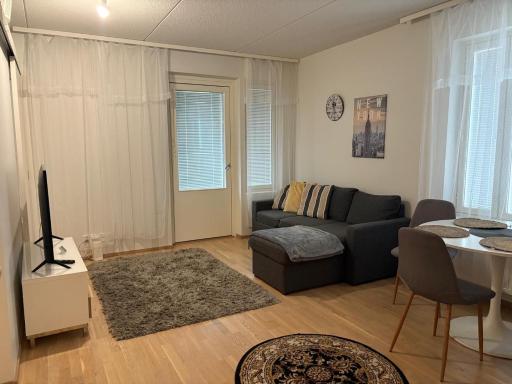 Cozy Aparment with sauna nearby Airport - Housity