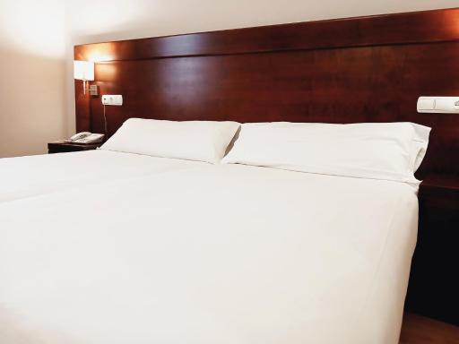 Hotel Campos de Castilla - Housity