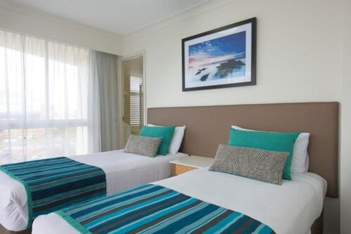 Beach Beachcomber International Resort - Housity
