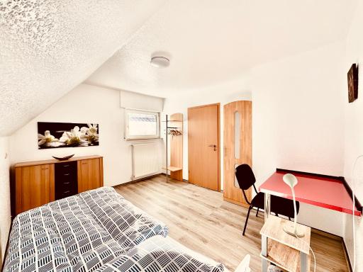 Graf und Spee Gesamte Oberwohnung - Housity