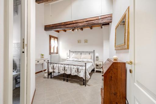 Romantica Residenza - Borgo Castello di Serravalle - Housity