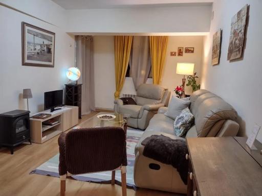 Spacious Apartment in Navalcarnero 75 m² Private Terrace - Housity