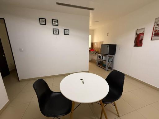 STUDiO RAYON - Housity