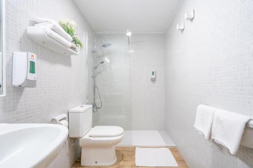 Apartamentos Puerta del Sur - Housity