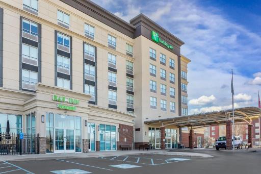Holiday Inn Louisville Airport South, an IHG Hotel - Housity