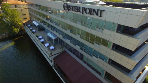 Oyster Point Hotel - Housity