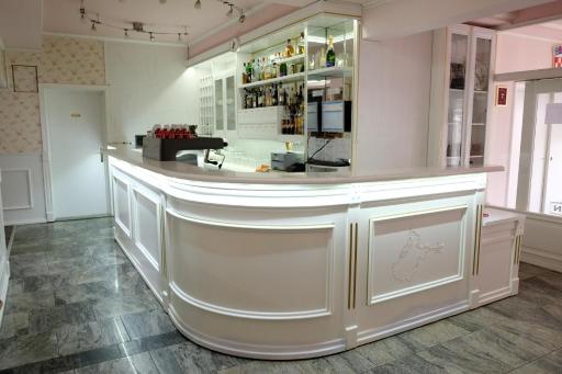 Bed & Breakfast Vila Stanišić - Housity
