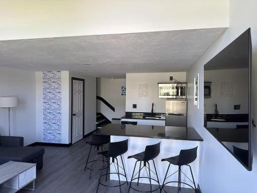 Harborside Suites - Housity