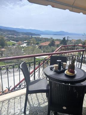 Beach Sunny apartment - Housity